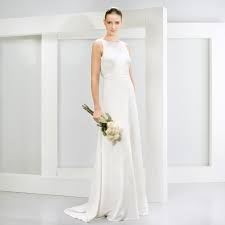 Gli abiti da sposa di dream sposa atelier nascono per rendere splendida ed unica ogni sposa. Collezione Perfume Jesus Peiro Unadonna It Il Magazine Declinato Al Femminile