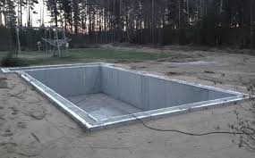Bygga Pool Sjalv Till Lagt Pris Hur Du Gjuter En Pool Med Betong Cellplast Pool Hemprojekt Poolen