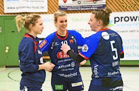 Im januar hatte neuer, der viermaliger welttorhüter ist, seine trennung von ehefrau nina (27) bekannt gegeben. Handball 2 Liga Frauen Annika