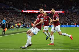 Declan rice told football focus that his drumming, during one of west ham's celebrations, was 'shocking' after he was jokingly criticised for it by lingard. West Ham Star Declan Rice Divides Fans With Gun Lean Dance Celebration