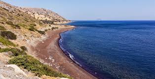 Κάντε διακοπές κοντά στη φύση σε ένα χώρο με πλήρως ανακαινισμένες εγκαταστάσειςμε φυσική ομορφιά που θα σας μαγέψει. Nisyros Giati Na Thn Episkef8w Blue Star Ferries