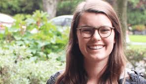 Laura Pettinger's Instagram, Twitter & Facebook