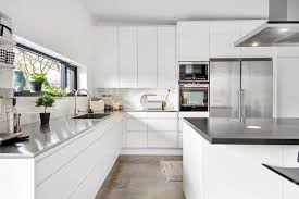 Comment ranger vous propose des astuces et des conseils pour le rangement de la maison dans la bonne humeur ! Comment Ranger Sa Cuisine En 11 Etapes