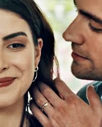 Pin De Malvine Abola En Yaghaz Actores Lindos Actores Actores Guapos