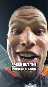 When #randymoss got Belichick to come to the team #halloween party 😂 ...