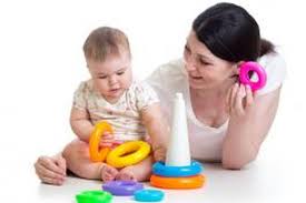 Bayi dengan gangguan ini hampir tidak pernah melakukan kontak mata dengan siapapun yang ada di dekatnya. Terapi Sejak Dini Bisa Hilangkan Gejala Autisme Halaman All Kompas Com