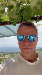 Karen Panella's Instagram, Twitter & Facebook