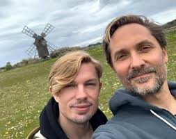 Roger Nordin blir sambo med Jonas Elgh