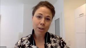 Meet Over Lunch Online: Women’s Art and All-Female Group Exhibitions in  1990s China