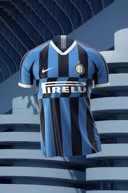 Trofi liga champions eropa (dok: Penampakan 11 Jersey Klub Top Eropa Musim 2019 2020