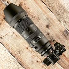 Olympus Zuiko Digital Ed 50 200mm F2 8 3 5 Introducing The Brand New Sigma 70 200mm F2 8 Sports Lens This Is One Of The Most Hotly Anticipated Lenses Of 2019 Lens Camera Photography Lenses