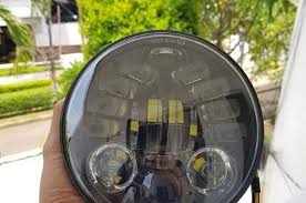 Rtd m02d hadir sebagai solusi tepat bagi mereka yang sudah terbiasa menggunakan lampu motor philip 25 watt. Lagi Tren Lampu Daymaker Di Motor Begini Spek Lengkap Dan Harganya Gridoto Com