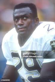 127 Keith Mitchell Nfl Photos & High Res Pictures