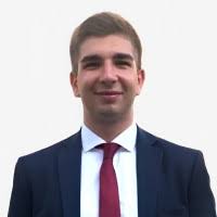 1800+ perfiles de «Augello»