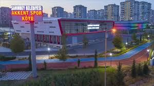 Jun 17, 2021 · gaziantep'te zahirecilik yapan bir kişi, intihar girişiminde bulunan komşusu tarafından silahla vurularak öldürüldü. Gazianteplileri Sporla Bulusturan Koy Akkent