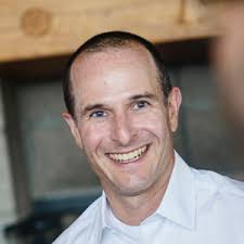 onXmaps CEO And Leadership: Executives and Demographics