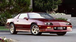 The 1987 chevrolet camaro rs came only in red, white, or black. Explained Why History Hates The Iroc Camaro
