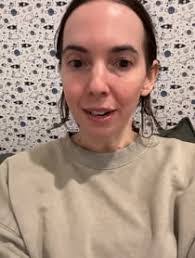 Danielle Morrow's Instagram, Twitter & Facebook