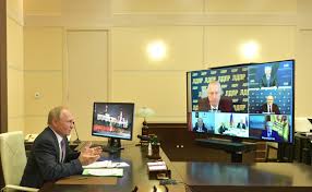 Родители часто ходят в театр с детьми, много путешествуют, вместе отмечают все праздники. Zyuganov Opisal Putinu Navalnogo Slovami Molodoj Elcin Tolko Trezvyj Politika Rbk