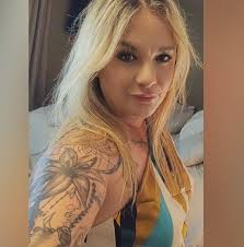 How to get rid of ducks in the pool?