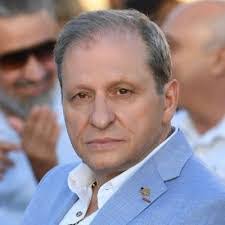 Abraham Bazzi's Instagram, Twitter & Facebook