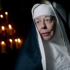 Frances de la tour has had a lengthy stage career and amassed a considerable resume of television work while gradually earning recognition for her the '90s and early '00s brought more television work in a variety of genres, but it wasn't until 2005 that de la tour began landing supporting roles in films. There Are Some Fine Actors In Supporting Roles But Frances De La Tour As Mother Hildegard Is In A Class Of Her Own Outlander