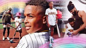 Fernando Tatis Jr. meets Mikey De Jesus Martinez