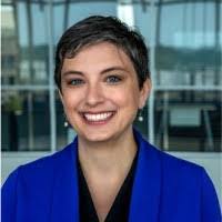 Tracy Goetz's Instagram, Twitter & Facebook