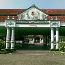 Pin Di Royal