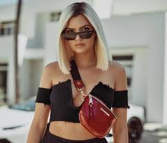 Alissa model alissa model uma pequena modelo que se destaca pelo seu carisma e simpatia,tem conquistado seu. Alissa Violet Stuns The Runway At Milan Fashion Week Dexerto