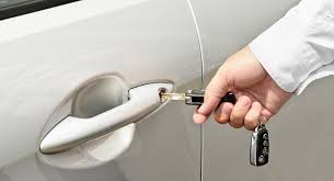 George ­did you ever notice that it seems you never have to actually put the key. Get Assistance From Auto Locksmith Services To Unlock Your Car Car Xpression An Automotive Blog