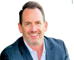 Michael Dustin's Instagram, Twitter & Facebook