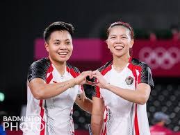 Pada minggu, (31/3/19) di ajang india terbuka, greysia polii dan apriyani rahayu sukses membuktikan kalau mereka bukanlah pebulutangkis wanita bisa diremehkan. Eea1fpl6q1sx3m