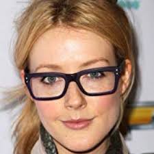 Ray Ban Aviator Model RB3025 worn by Lidia Bennett (Jennifer Finnigan) as  seen in Moonshine (S02E01)