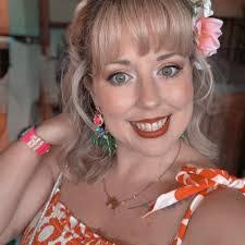 Nancy Rein's Instagram, Twitter & Facebook