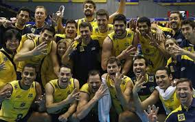 A equipe já tem vaga garantida na semifinal da liga das nações, que acontece em rimini, na itália. Selecao Masculina De Volei Tetracampea Mundial Selecao Masculina De Volei Jogadores De Volei Volei Masculino