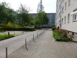 Finde 11 angebote für garage halle mieten zu bestpreisen, die günstigsten anzeigen ab € 1.200. Stellplatze Und Garagen Gwg Halle Neustadt Mbh