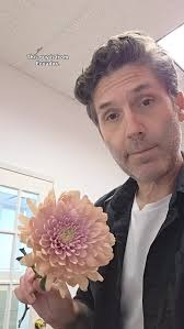 Hey Vancouver, Calgary, and Edmonton, we're bringing @aceinfullbloom from  @hbo's Full Bloom season 1!💐 Ace will be doing hour-long presentations in  Vancouver and Edmonton and a three-hour long Masterclass in Calgary, where