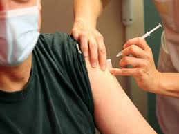 Latest news on registration for 18 for covid vaccination. Everyone Aged Over 18 Can Register For An Mrna Covid 19 Vaccine From Tomorrow Newstalk