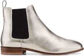 From time to time swapping a pair of chelsea boots, instead of. Cox Damen Chelsea Boots Aus Leder Stiefelette In Gold Mit Stretch Einsatz Cox Amazon De Schuhe Handtaschen