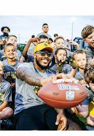 Josh Jacobs Youth Football Camp in Green Bay | TikTok
