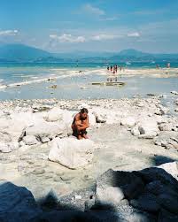 Conoce todos los destinos en los que civitatis tiene las mejores actividades, visitas guiadas, excursiones en español. Crying Girl Jamaica Beach Lake Garda By Stormgabriel