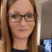 Danielle Landreth's Instagram, Twitter & Facebook