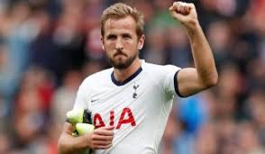 Harry kane & jj watt quickfire questions | role model? Harry Kane Sends Signed Shirt To Young Footballer Who Was Forced To Retire At 19