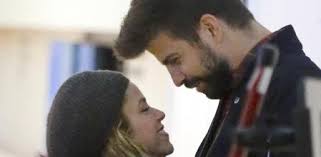 Su secreto es el talento y la frescura. Pique Muestra Su Foto De Perfil De Whatsapp Y Las Redes Se Llenan De Amor