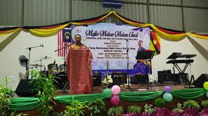 Susunan bagi dua tempat duduk 1 2 b. Tempat Berucap Atas Pentas