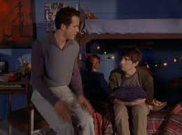 Ryan reynolds gets a bag of chips in his face and simply doesnt give a duck.why christopher, why? Scrubs My Dream Job Tv Episode 2003 Imdb