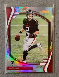 2021 Panini Absolute Football #33 Matt Ryan Hobby Silver Spectrum Refractor  Card