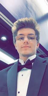 Last chance for medium and large sizes