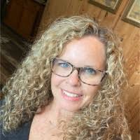 Lisa DeCarlo Email & Phone Number